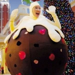 Roller Skating Christmas Themed Characters - Interactive