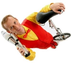 Multi Skilled Entertainers and Circus Style Performers