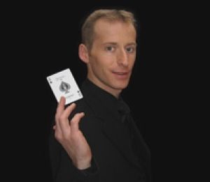 Brett Sirrell Close Up Magician